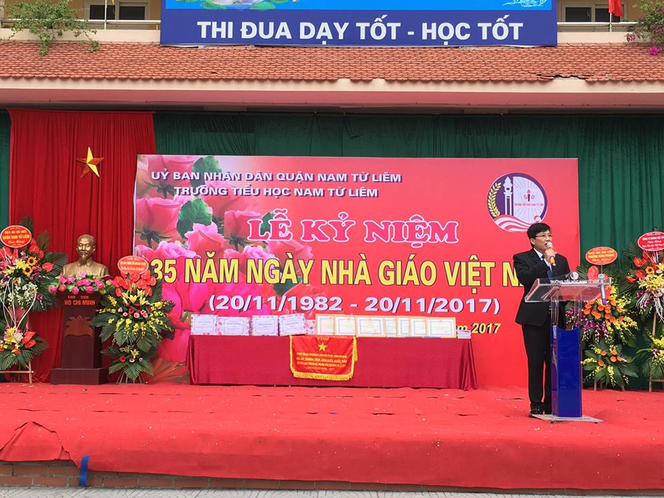 ông Hoàng Văn Sơn - Phó Chủ tịch UBND Phường Xuân Phương lên phát biểu ý kiến.jpg